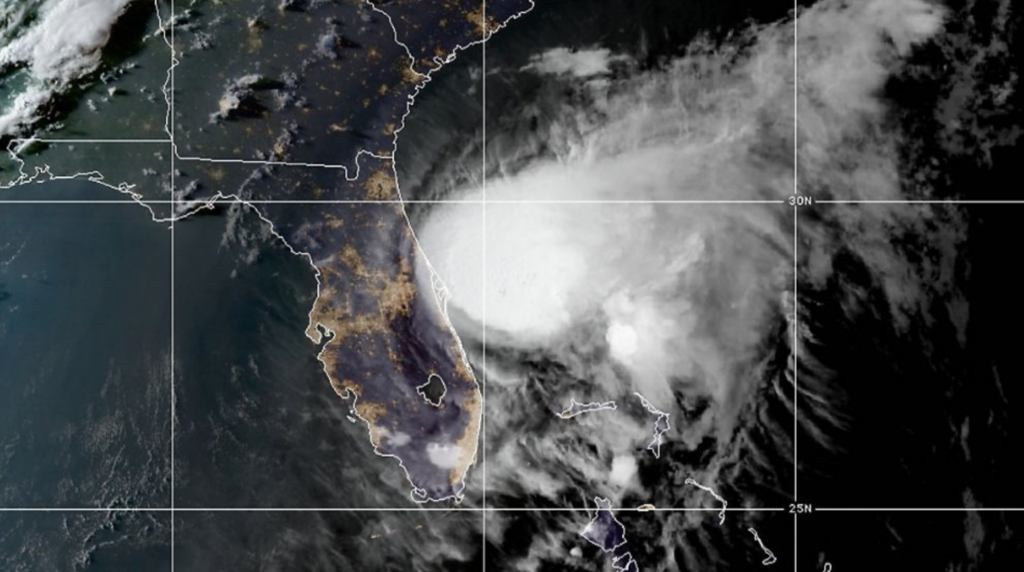 As Tropical Storm Isaias continues to impact Florida, FPL is responding ...